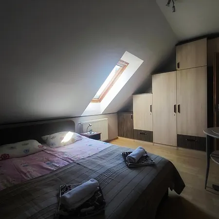 招待所 以利亚小屋旅馆