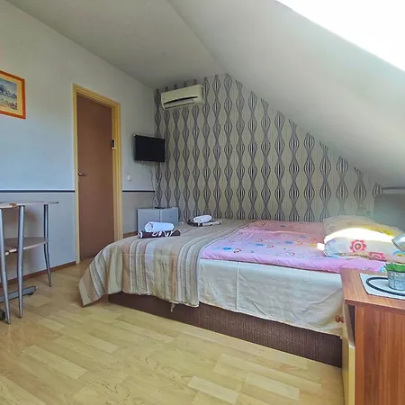 Penzion Illes Vendeghaz Keszthely