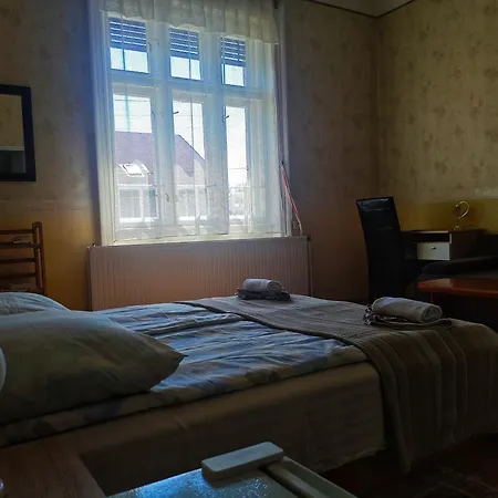 Illes Vendeghaz 3* Keszthely