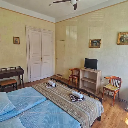 以利亚小屋旅馆 凯斯特海伊