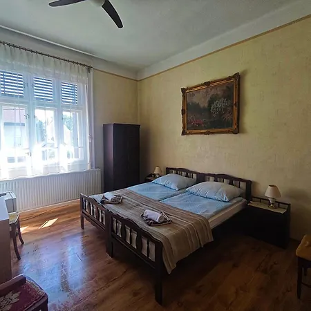 以利亚小屋旅馆 * 凯斯特海伊