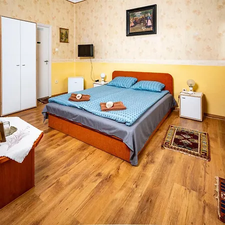 Illes Vendeghaz بيت ضيافة كيستاي