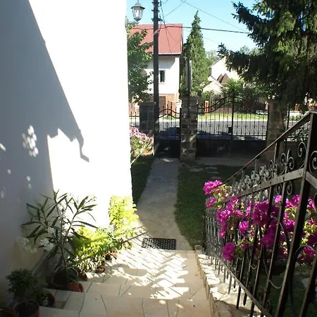 Illes Vendeghaz Penzion Keszthely